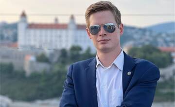 Púchovský z Hoaxov a podvodov: Zo Žiliny pochádza jedna známejšia dezinformačná postavička