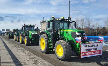 FOTO: Takto vyzerali dnešné protesty farmárov na cestách Žilinského kraja