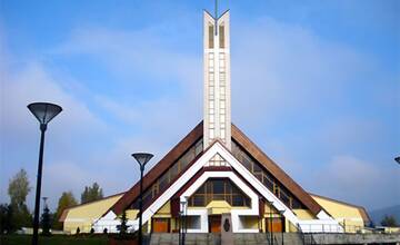 MAPA: Fotograf Zdenko Dzurjanin nafotil za 8 rokov všetkých vyše 4-tisíc slovenských kostolov 