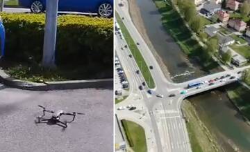 VIDEO: V Čadci dohliada na premávku policajný dron. Vidí vodičov, ktorí porušujú pravidlá