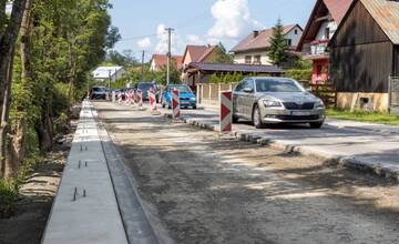 Župa chce rekonštruovať cestu do Starej Bystrice. Podľa poslancov ju opravovať netreba