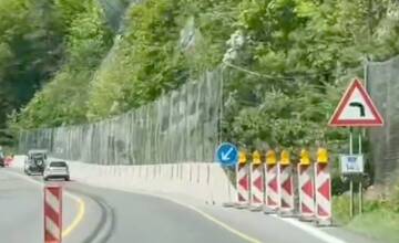VIDEO: Prejazd cestou pod Strečnom bude o niečo bezpečnejší. Doplnili tam nové značenie