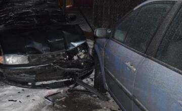 Na mol opitý vodič jazdil v noci po Martine, zrámoval dve parkujúce autá