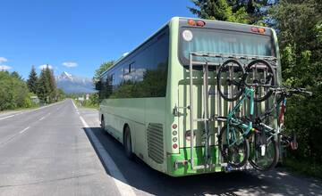Od soboty začnú premávať cyklobusy na Orave a Liptove. Odviezť sa môžete až na Štrbské pleso