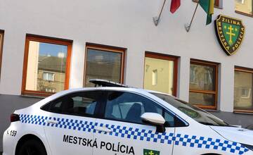 Žilinskí policajti našli opitého muža v cudzom aute. Ako sa dostal dovnútra, vysvetliť nevedel