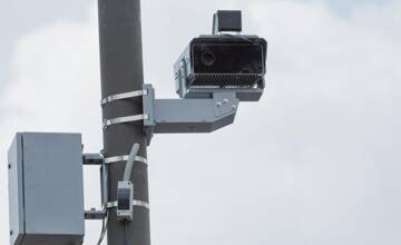 Na cestách smrti v Žilinskom kraji pribudnú stacionárne radary aj kamery. Obstarávanie vyhlásili nanovo