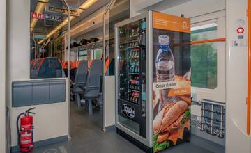 Vlaky premávajúce cez Žilinu majú problém s reštauračnými vozňami. Nahradia ich automaty?