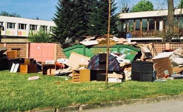 V Kysuci sa postavili k jesennému zberu odpadu inak. Veľkokapacitné kontajnery tam už nenájdete