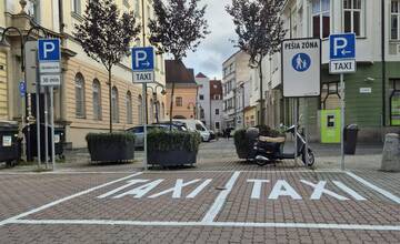V centre Žiliny pribudlo stanovište pre taxikárov. Mesto chce zlepšiť prístup do pešej zóny