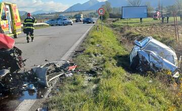 Ranná nehoda pri Žiline bola tragická. Pri čelnej zrážke sa smrteľne zranila 53-ročná žena