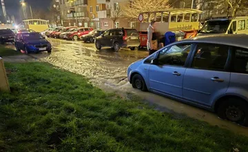 Poruchu vodovodu na Vlčincoch vyriešili. V domácnostiach opäť tečie voda