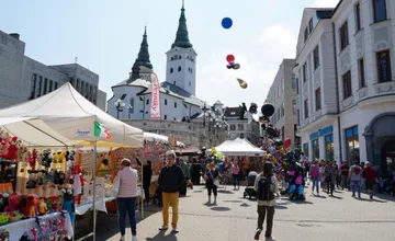 Poznáme termín Staromestských slávností 2025! V tieto dni sa môžu stánkari predstaviť tisícom ľudí