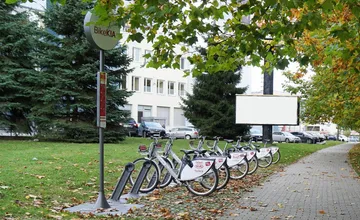 Do Žiliny sa vracajú zdieľané bicykle. Kde nájdete nové stanice a koľko bude služba stáť?