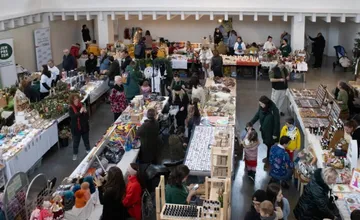 Sviatok remesla, chutí a pohody: Veľkonočný Malý trh pod kupolou Novej synagógy 