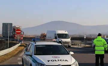Packeta upozorňuje Slovákov, že ich zásielky môžu meškať, na hraniciach ich totiž obmedzuje epidémia slintačky krívačky