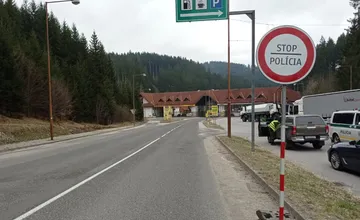 Polícia mení pravidlá na hraničných priechodoch. Cez tento na Kysuciach so zvieratami neprejdete