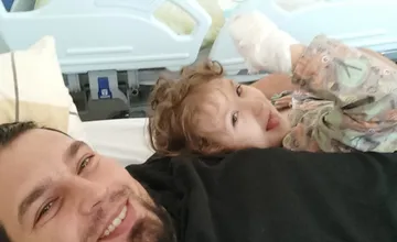 Po náhlej strate matky podržali rodinu z Oravy darcovia. Chorému Kajkovi prispeli na nové auto