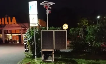 Na sídlisku Hliny v Žiline horel stožiar s kamerovým systémom. Ide opäť o vandalizmus?
