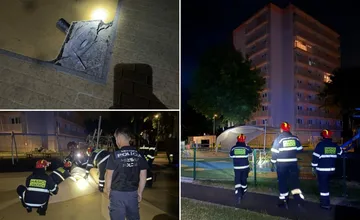 FOTO: Silný vietor strhol tienidlo na novootvorenom ihrisku na Kysuciach. Museli ho uzavrieť