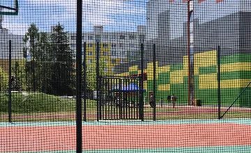 Policajt v čase voľna na Bôriku ratoval chlapca v zlom zdravotnom stave. Mal požiť látku HHC