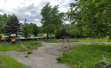 Detské ihrisko na Hlinách prejde veľkou zmenou v ústrety znevýhodneným. Na čo sa môžu deti tešiť?