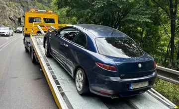 Nehoda v Domašínskom meandri spomalila premávku medzi Žilinou a Vrútkami. Autá už odstránili