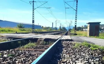 Cesta na Kysuciach bude počas troch dní neprejazdná kvôli oprave železničnej infraštruktúry