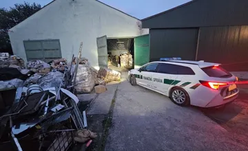 FOTO: Na daniach chcel ušetriť milión eur. Distribútora tabakových výrobkov z Čadce chytili colníci