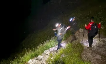 V liptovských horách uviazli starší Holanďania. Na túre ostali do noci, nemali so sebou svetlo