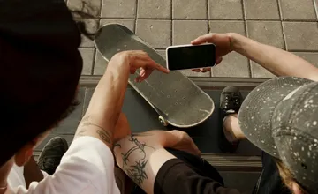 KVÍZ: Rozumiete najmladším generáciám? Otestujte svoje znalosti o slovách Gen Z a Alfy