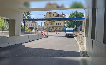 Rekonštrukcia železničného viaduktu v Žiline prinesie ďalšie obmedzenia. MHD bude meškať