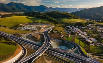 Diaľničný privádzač v Rajeckej doline postaví spoločnosť Doprastav. Stáť bude vyše 52 miliónov eur