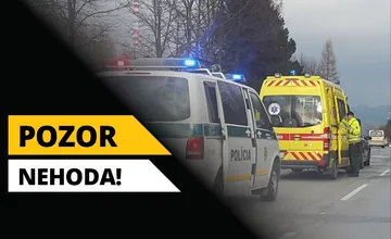 Dopravu v Žiline zdržia dopravné nehody. Dve autá sa zrazili na Rajeckej, ďalšie dve na Solinkách