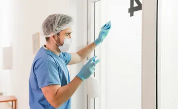 Nemocnica na Liptove zakazuje návštevy na jednom z oddelení. Dôvodom sú respiračné ochorenia