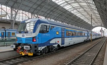 Po februárovej nehode sa na železnice vracia rýchle spojenie s Prahou. Poteší aj Žilinčanov