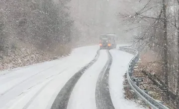 Na horskom priechode Šturec padajú skaly na vozovku. Kde ešte nájdete nebezpečné úseky?