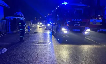 FOTO: Požiar pri Žiline zasiahol altánok a stolársku dielňu