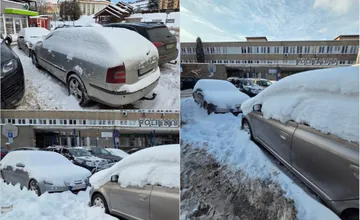 Pred nemocnicou v Dolnom Kubíne autá blokujú parkovanie pre pacientov, vzniká tu chaos, obyvatelia žiadajú o odťah