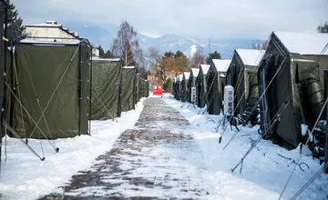 FOTO: Štyristo budúcich vojakov začne v Martine tvrdý výcvik. Stanové mestečko ich preverí aj mrazom