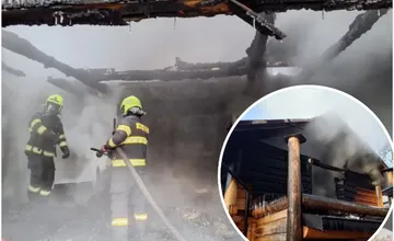 FOTO: Chata pri známom penzióne v Turci zhorela do tla. Škodu vyčíslili na 100-tisíc eur