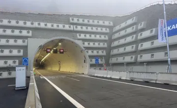 V tuneli Višňové zasahovala diaľničná patrola už 30 krát. Aké prípady riešila najčastejšie?