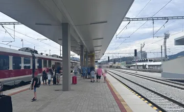 Vlakový dopravca ohlásil hromadné prepúšťanie. Budú sa zatvárať predajné miesta?