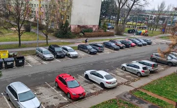 Žilina porušila ústavné právo, za parkovné musí umožniť platbu aj v hotovosti. Zavedie nové opatrenia?