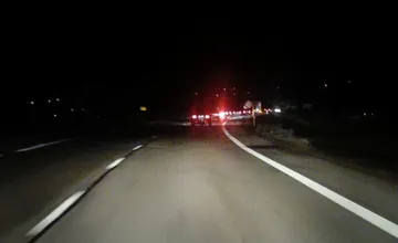 Kysučan oslovil vodičov, spustil vášnivú diskusiu o rýchlosti a predbiehaní v obciach. Na ktorej strane stojíte?