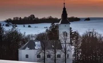 Nenápadný chrám v Turci ukrýva vzácne poklady z histórie. Bojuje o prežitie, pomôžu veriaci?
