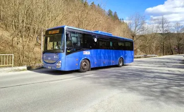 Kvôli výstavbe D3 sa menia trasy a odchody autobusov na Kysuciach, okolo Žiliny aj v Turci. Termín posunuli