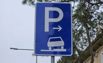 Žilina zavádza nové pravidlá parkovania na Hlinách a Bôriku. Platiť budú od augusta, čo všetko sa zmení?
