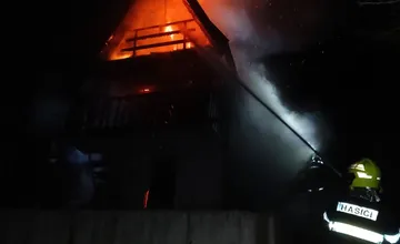 Všimli ste si požiar v Dolnom Kubíne? Zhorela záhradná chatka, niekto ju úmyselne podpálil