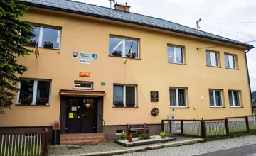 Na Kysuciach spustili petíciu za záchranu pošty. Pracuje tam len jedna zamestnankyňa, ľudia sa obávajú zatvorenia