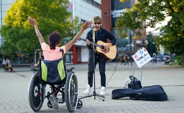 Žilina chce sprísniť podmienky pre pouličných umelcov. Žiadne deti ani zvieratá, dve lokality zakážu